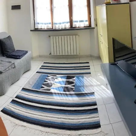 Casa Luna - Airport * Piza